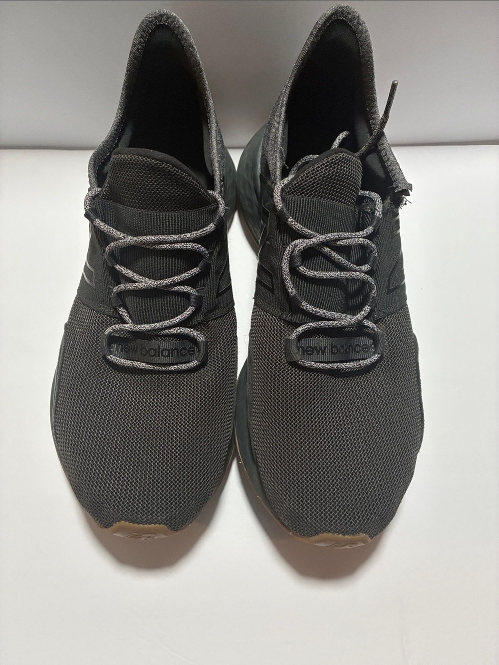 New Balance Men's Black and Dark Gray Knit Sneakers